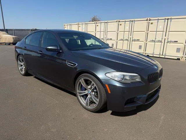 2013 BMW M5 VIN WBSFV9C5XDD096850 фото 1