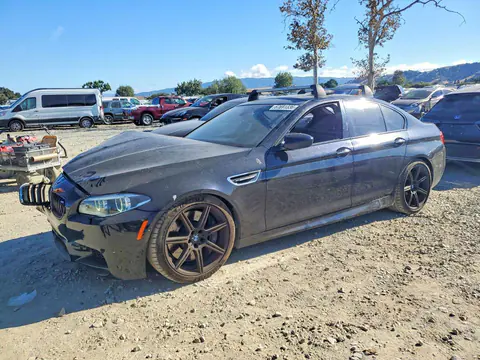 WBSFV9C57FD594555 — 2015 BMW M5, Передняя часть (Front End), фото до ремонта