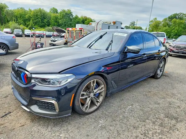 WBAJB9C55JB036800 — 2018 BMW M5, Передняя часть (Front End), фото до ремонта