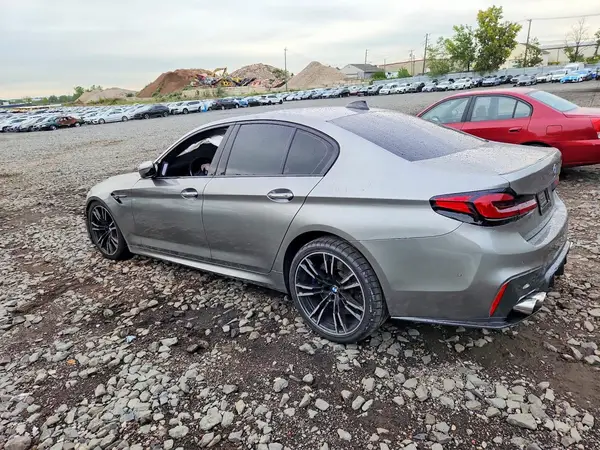 WBSJF0C56JB282881 — 2018 BMW M5, фото 2 с аукциона Copart 12.10.2026, Ходовая часть