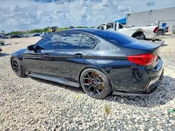 WBSJF0C08LCD73106 — 2020 BMW M5, фото 2 с аукциона Copart, Мелкие вмятины и царапины
