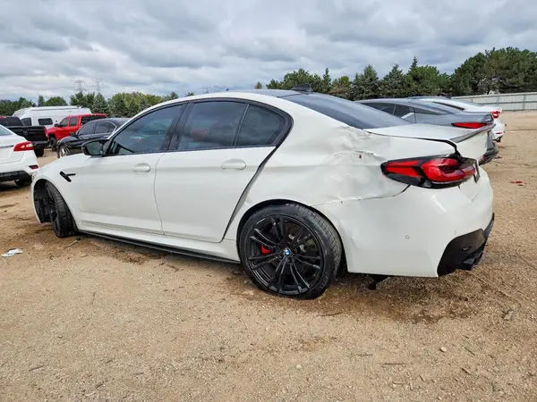 WBS83CH08MCH02664 — 2021 BMW M5, фото 2 с аукциона Copart, Задняя часть