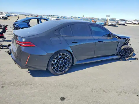 2026 BMW M5 VIN WBS83FK0XTCW67521 фото 3