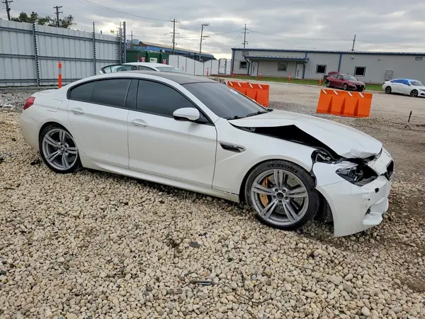 WBS6E9C54GG437128 — 2016 BMW M6, фото 4 с аукциона Copart, Передняя часть