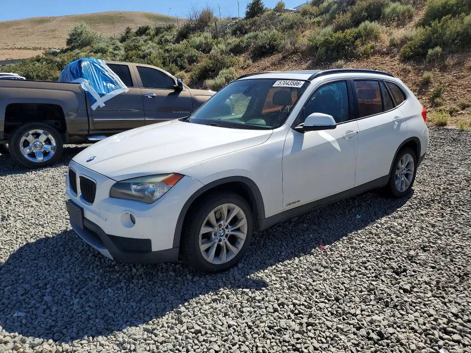 2014 BMW X1 VIN WBAVL1C56EVY14512 фото 1