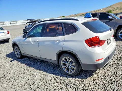 2014 BMW X1 VIN WBAVL1C56EVY14512 фото 2
