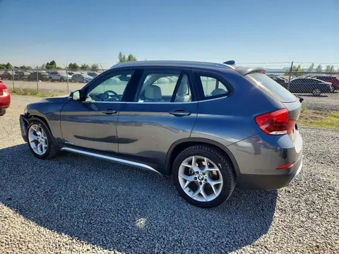 2015 BMW X1 VIN WBAVL1C56FVY31828 фото 2