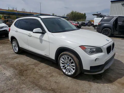 WBAVM1C59FV314827 — 2015 BMW X1, фото 4 с аукциона Copart 13.10.2026, Передняя часть