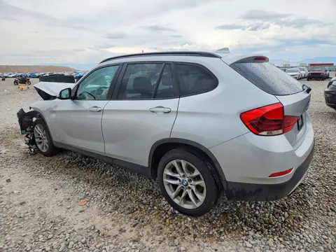 2015 BMW X1 VIN WBAVL1C56FVY33739 фото 2