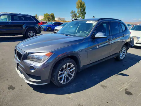 WBAVL1C55FVY30508 — 2015 BMW X1, Задняя часть (Rear End), фото до ремонта