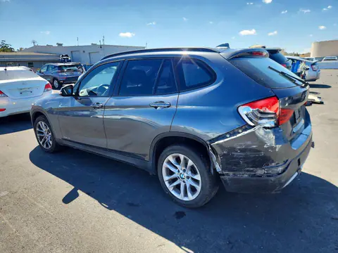 2015 BMW X1 VIN WBAVL1C55FVY30508 фото 2