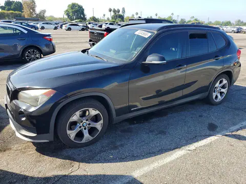 WBAVM1C5XFV315629 — 2015 BMW X1, Мелкие вмятины и царапины (Minor Dent/Scratches), фото до ремонта