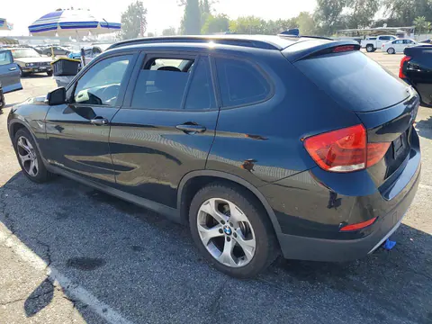 2015 BMW X1 VIN WBAVM1C5XFV315629 фото 2