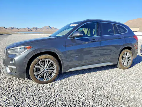 WBXHT3C32GP883511 — 2016 BMW X1, Боковая часть (Side), фото до ремонта
