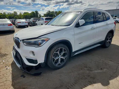 WBXHT3C33GP881167 — 2016 BMW X1, Боковая часть (Side), фото до ремонта