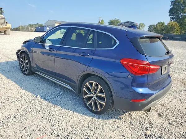 WBXHT3C37H5F76397 — 2017 BMW X1, фото 2 с аукциона Copart, Передняя часть
