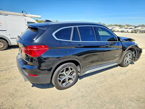 2018 BMW X1 VIN WBXHT3C36J5K27864 фото 3