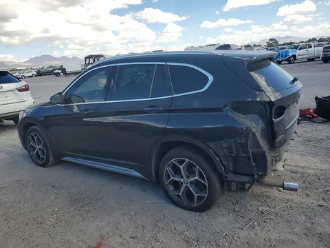2018 BMW X1 VIN WBXHU7C39J5L06319 фото 2