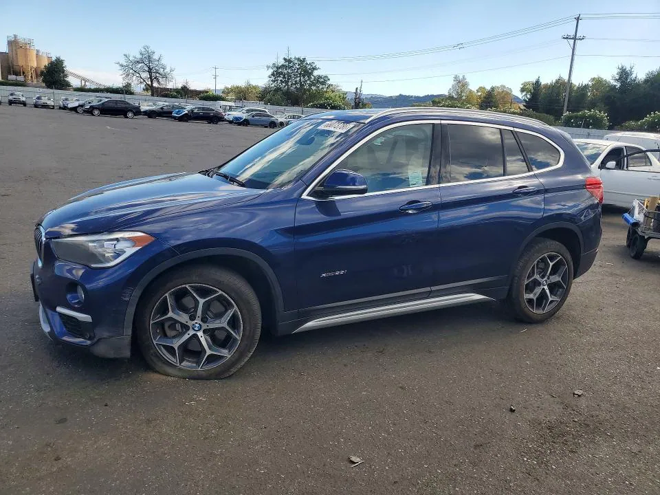 2018 BMW X1 VIN WBXHT3C3XJ5K32095 фото 1