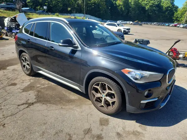 2018 BMW X1 VIN WBXHT3C37J5L33322 фото 4