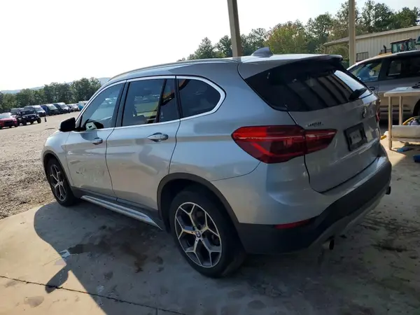 WBXHT3C36J5F91074 — 2018 BMW X1, фото 2 с аукциона Copart 13.10.2026, Механические повреждения