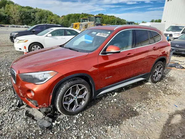 WBXHT3C3XJ5K32078 — 2018 BMW X1, Передняя часть (Front End), фото до ремонта