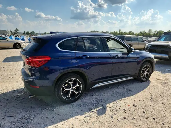 WBXHU7C39J5L05719 — 2018 BMW X1, фото 3 с аукциона Copart, Передняя часть