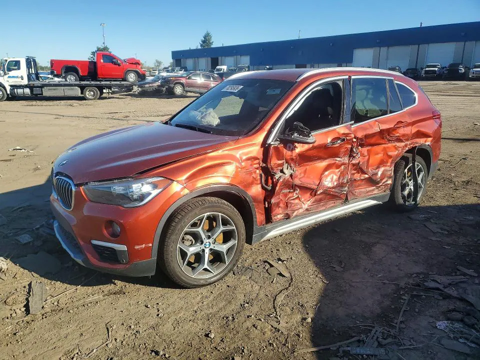 2018 BMW X1 VIN WBXHT3C32J5K28977 фото 1
