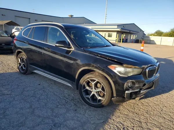WBXHU7C36J5L06827 — 2018 BMW X1, фото 4 с аукциона Copart, Передняя часть