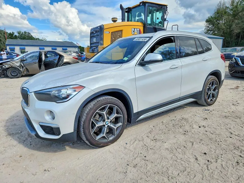 2019 BMW X1 VIN WBXHU7C52K3H45072 фото 1