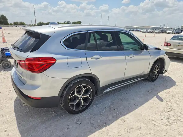 WBXHT3C55K3H34207 — 2019 BMW X1, фото 3 с аукциона Copart, Передняя часть