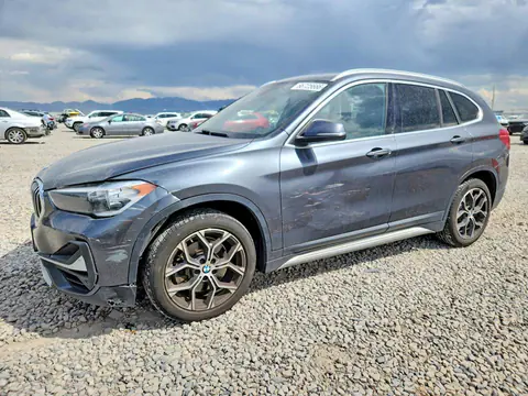 WBXJG9C04L5P97752 — 2020 BMW X1, Боковая часть (Side), фото до ремонта