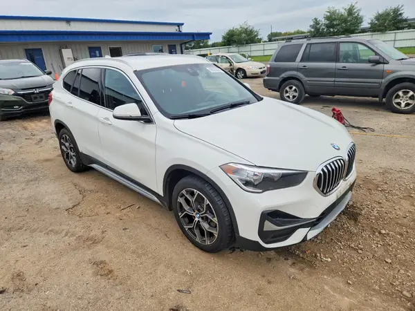 WBXJG9C0XL5P54811 — 2020 BMW X1, фото 4 с аукциона Copart 13.10.2026, Повреждения снизу