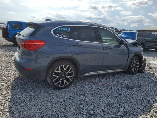 WBXJG7C00L5R54407 — 2020 BMW X1, фото 3 с аукциона Copart, Передняя часть