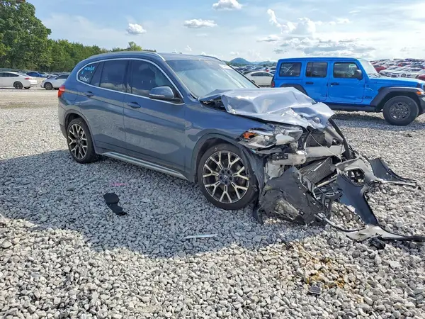 WBXJG7C00L5R54407 — 2020 BMW X1, фото 4 с аукциона Copart, Передняя часть