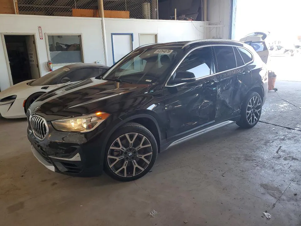 2021 BMW X1 VIN WBXJG7C03M5S30972 фото 1