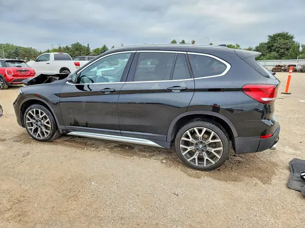 WBXJG9C02M5U33847 — 2021 BMW X1, фото 2 с аукциона Copart, Передняя часть