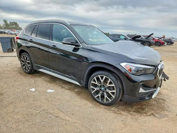 WBXJG9C02M5U33847 — 2021 BMW X1, фото 4 с аукциона Copart, Передняя часть