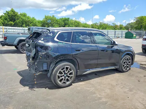 2023 BMW X1 VIN WBX73EF01P5X51540 фото 3