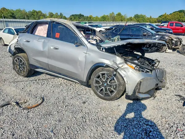 WBX73EF09R5Z40620 — 2024 BMW X1, фото 4 с аукциона Copart, Опрокидывание