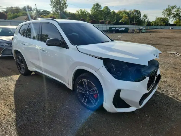 WBX73EF02R5Y37779 — 2024 BMW X1, фото 4 с аукциона Copart 06.10.2026, Передняя часть