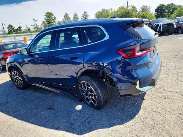 WBX73EF00T5652735 — 2026 BMW X1, фото 2 с аукциона Copart, Боковая часть