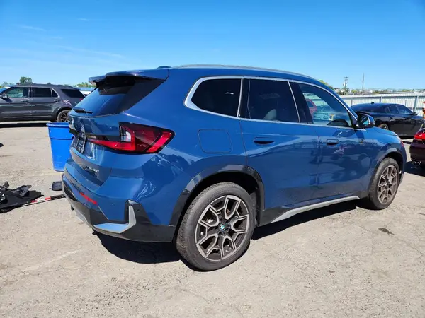 WBX73EF00T5652735 — 2026 BMW X1, фото 3 с аукциона Copart, Боковая часть