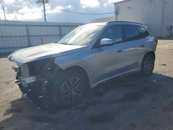 WBX73EF00T5499757 — 2026 BMW X1, Задняя часть (Rear End), фото до ремонта