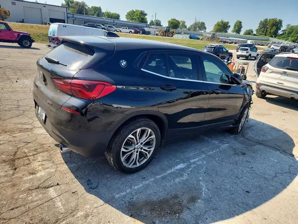 WBXYJ5C39JEF70933 — 2018 BMW X2, фото 3 с аукциона Copart, Передняя часть