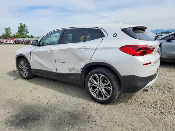 WBXYJ5C57KEF82761 — 2019 BMW X2, фото 2 с аукциона Copart, Боковая часть