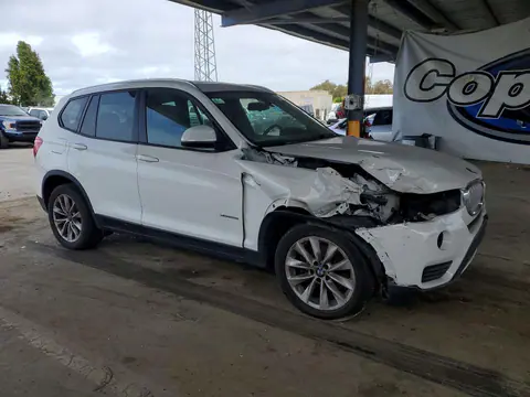2016 BMW X3 VIN 5UXWX9C58G0D67161 фото 4