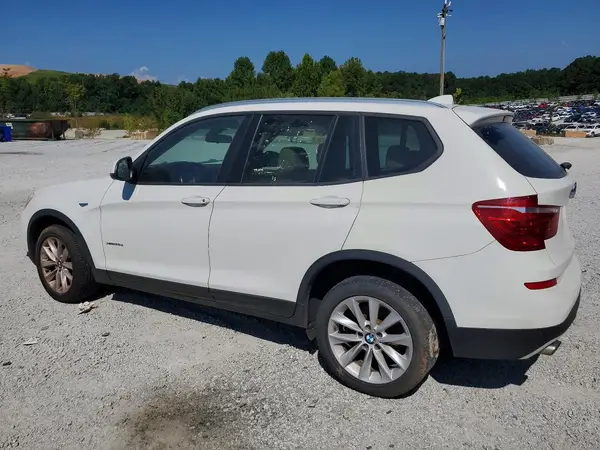 5UXWY3C57G0N86796 — 2016 BMW X3, фото 2 с аукциона Copart 12.10.2026, Механические повреждения