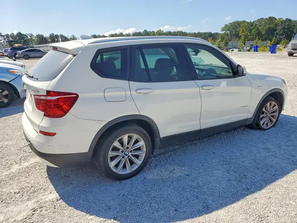 5UXWY3C57G0N86796 — 2016 BMW X3, фото 3 с аукциона Copart 12.10.2026, Механические повреждения