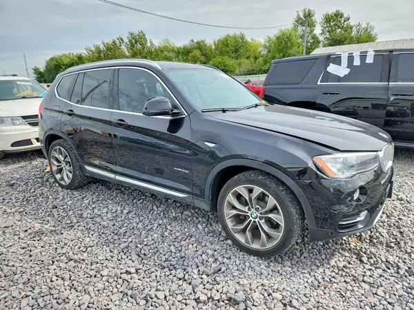 5UXWX9C52H0T11781 — 2017 BMW X3, фото 4 с аукциона Copart 12.10.2026, Передняя часть